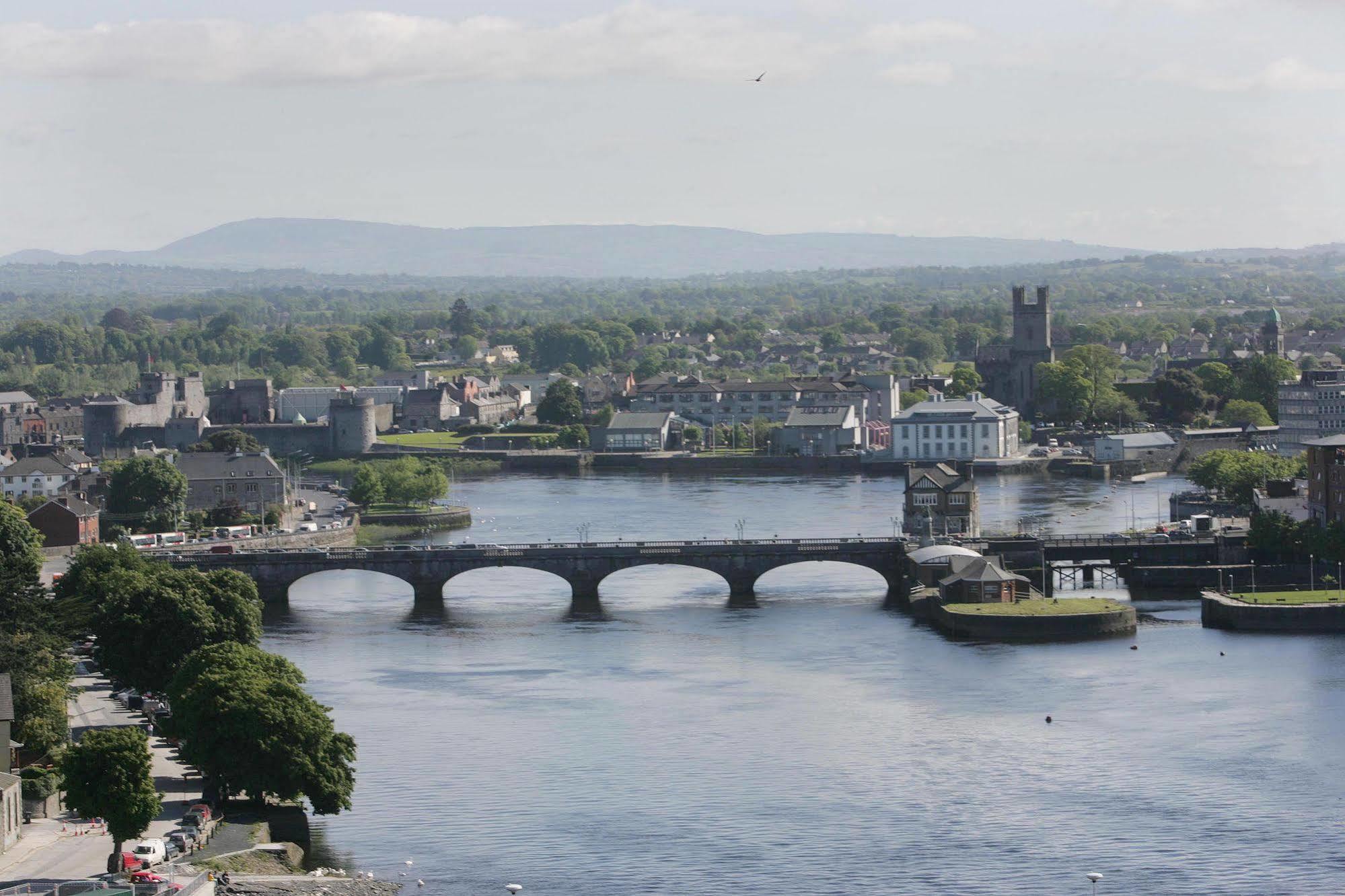 Troy Self Catering Village Limerick Ireland Екстериор снимка